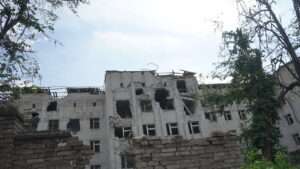 Image of bombed building in Ukraine